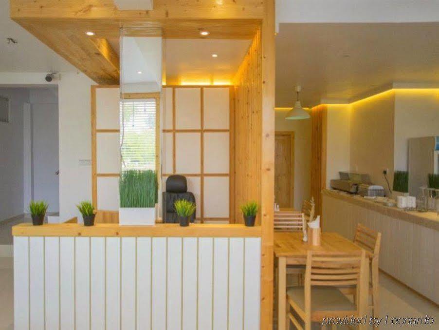 Pine Lodge Male Bagian luar foto