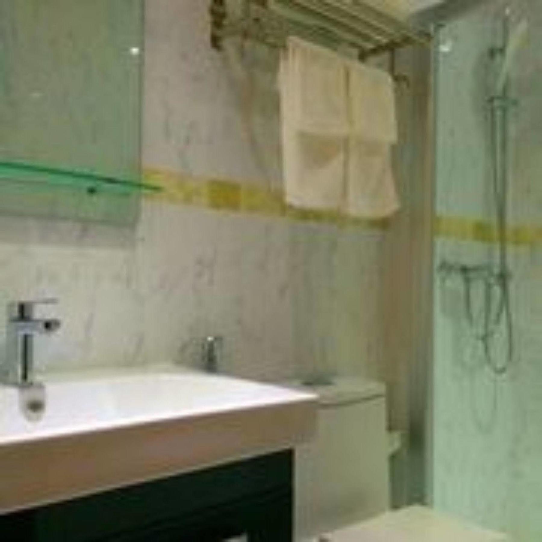 Pine Lodge Male Bagian luar foto