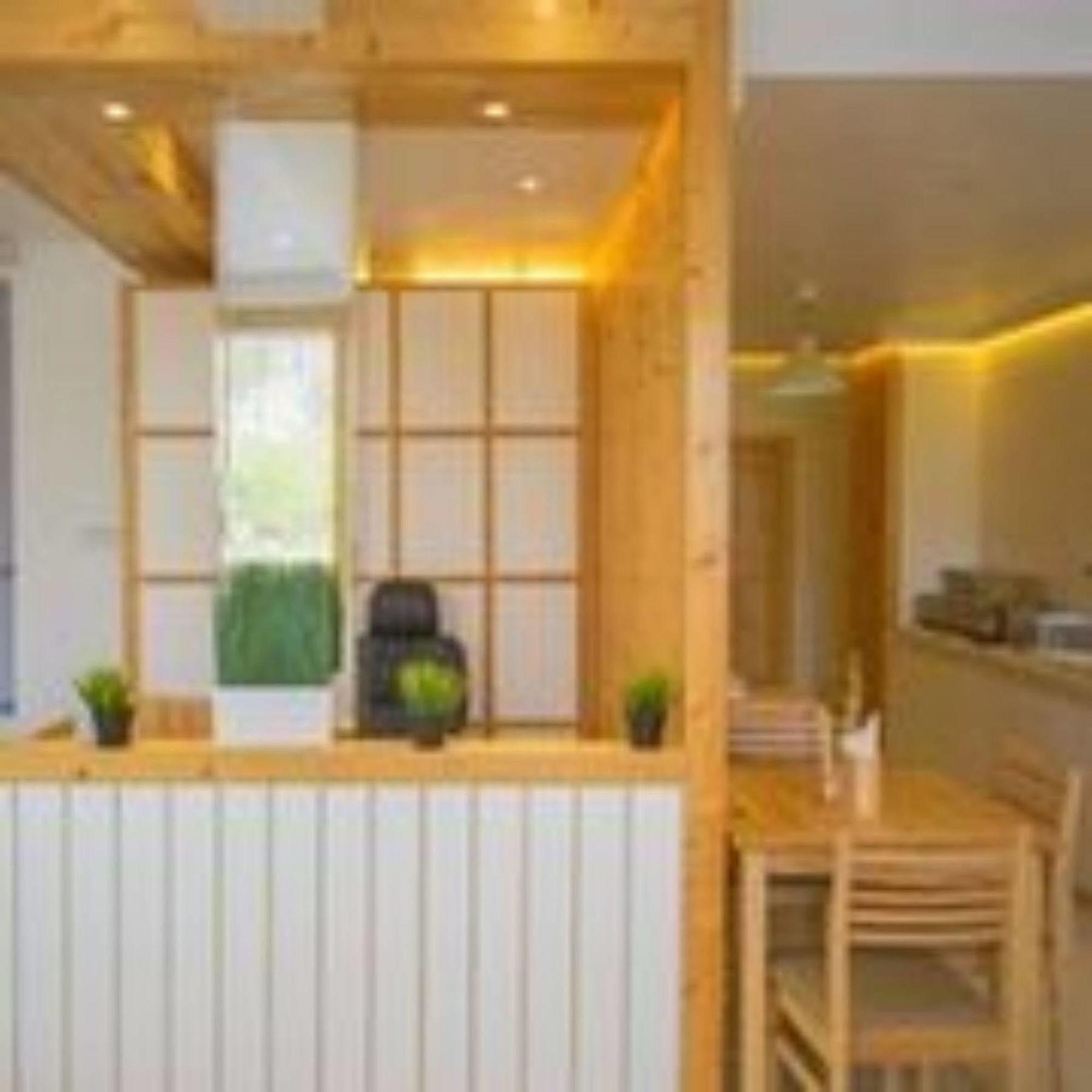 Pine Lodge Male Bagian luar foto